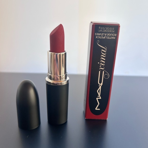 MAC Cosmetics M·A·CXIMAL SILKY MATTE LIPSTICK - Ring the Alarm (milky pink red) - Picture 7 of 11